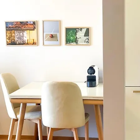 Skyline Sunset & Towers View - Modern 1br Daire Tiran