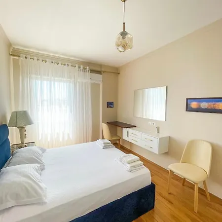 Apartment Skyline Sunset & Towers View - Modern 1br *