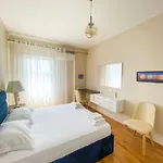 Apartment Skyline Sunset & Towers View - Modern 1br *